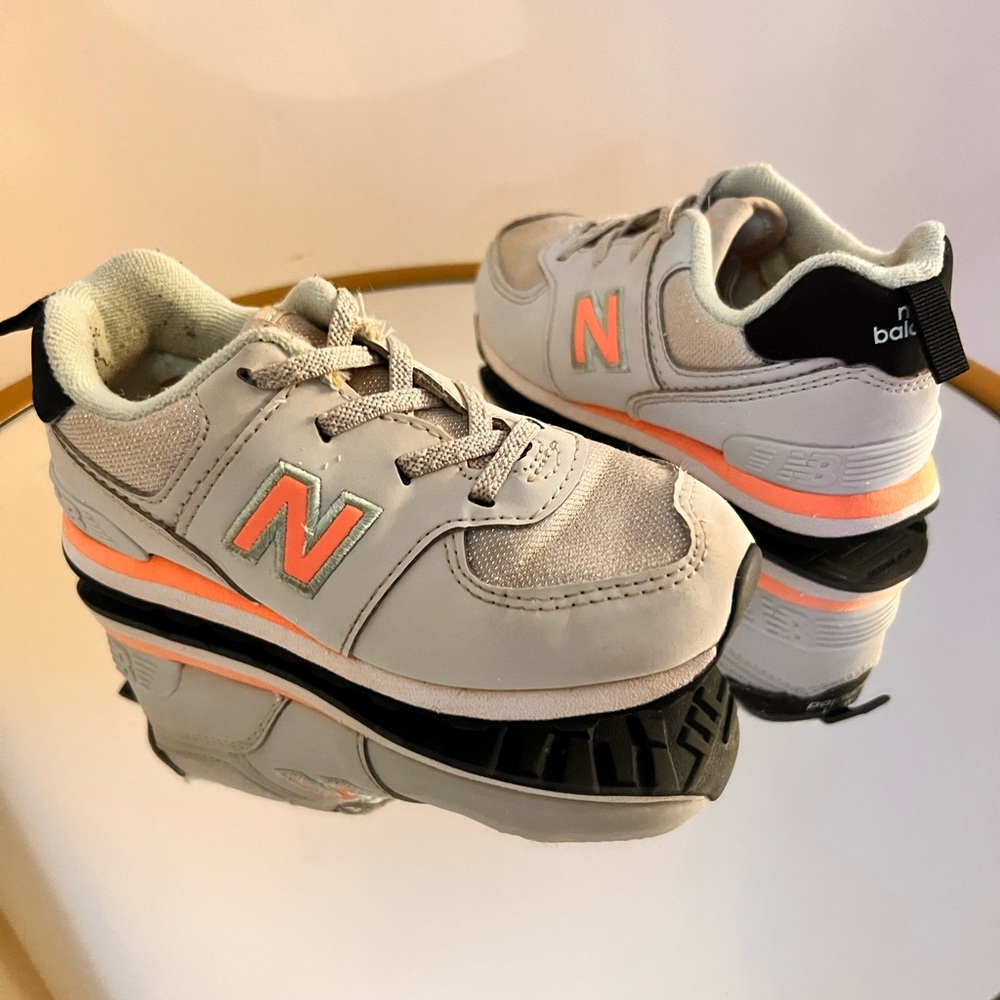 New Balance 574 Fashion Metallic Summer Fog Pink Mint